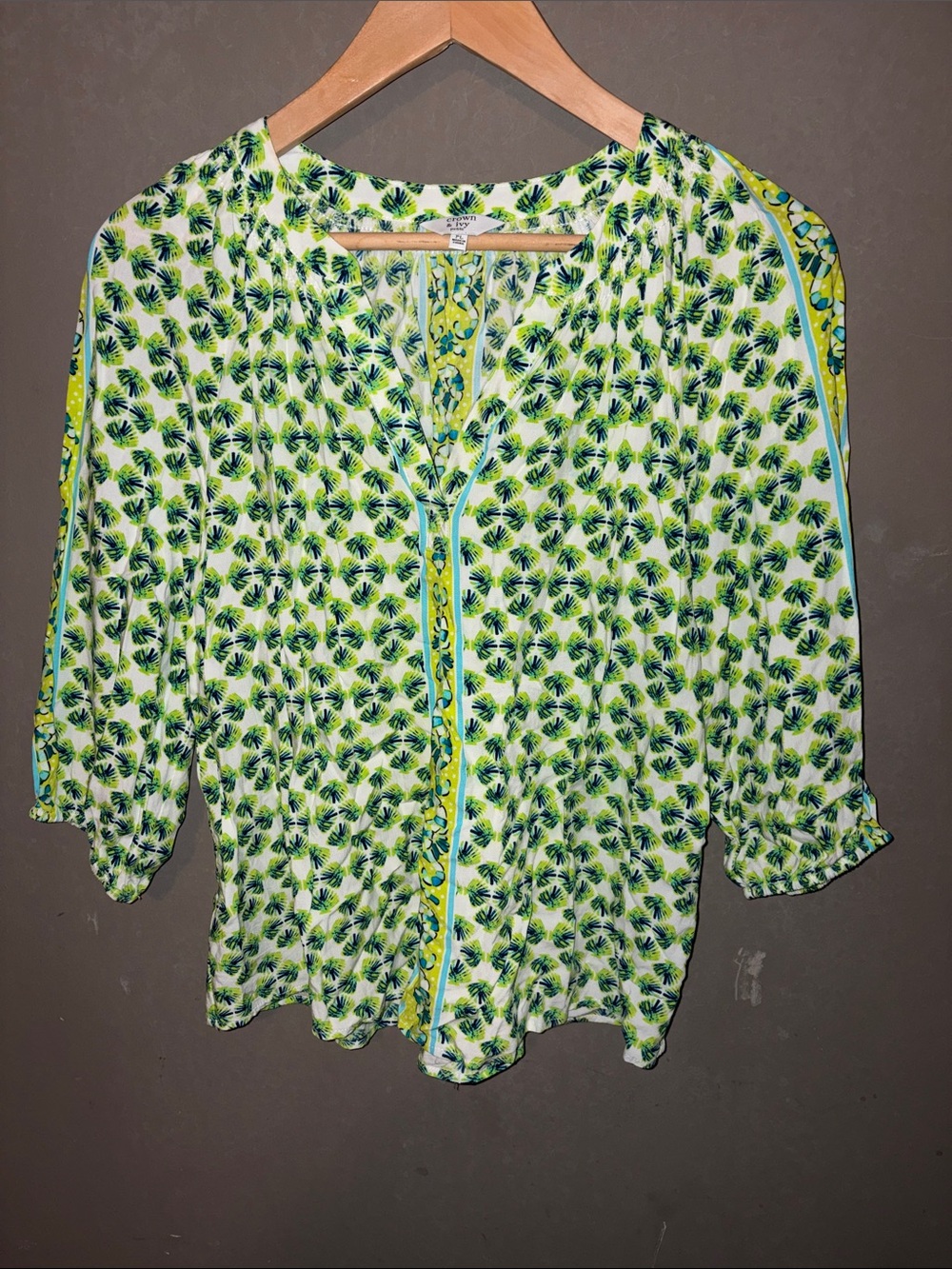 crown & ivy Green and Blue Patterned Women's Blouse